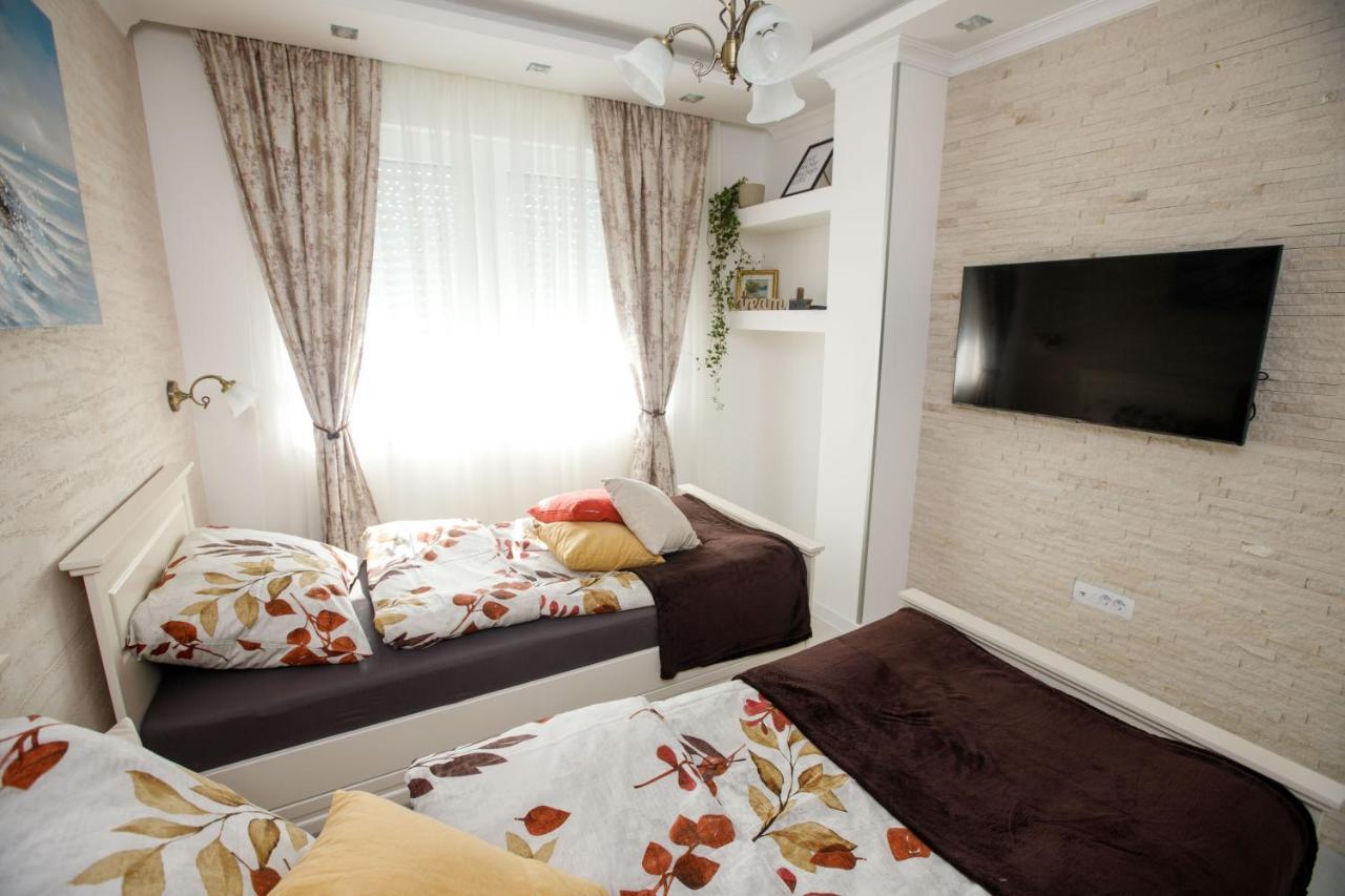 Apartman Mdb Retro Суботица Экстерьер фото